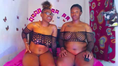 Snapshot of ebony_chayna chatting on 10/18/25, 04:59 chayna smith online show from 10/18/25, 04:59