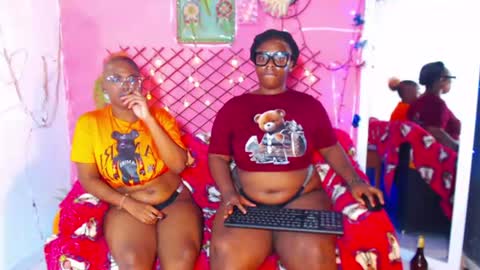 Snapshot of ebony_chayna chatting on 06/18/26, 01:50 chayna smith online show from 06/18/26, 01:50
