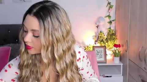 isa online show from 10/16/25, 02:34