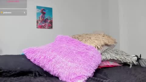 ebony_cute9 online show from 04/24/26, 07:05