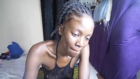 Snapshot of ebony_desire1 chatting on 05/12/26, 07:49 Desire online show from 05/12/26, 07:49