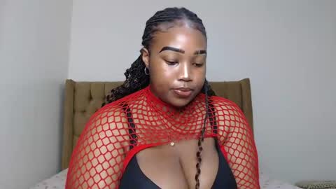 ebony_doll5 online show from 07/02/26, 12:22