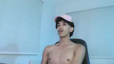 Snapshot of ebony_fuckboy chatting on 11/03/25, 08:21 ebony_fuckboy online show from 11/03/25, 08:21