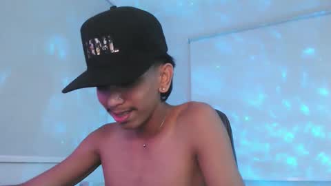 Snapshot of ebony_fuckboy chatting on 11/18/25, 06:45 ebony_fuckboy online show from 11/18/25, 06:45