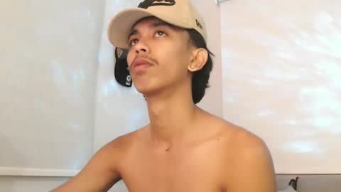 Snapshot of ebony_fuckboy chatting on 11/27/25, 07:49 ebony_fuckboy online show from 11/27/25, 07:49