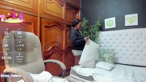 ebony_katterin online show from 10/19/25, 12:50