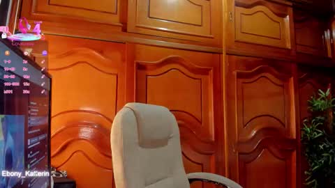 ebony_katterin online show from 02/14/26, 11:07