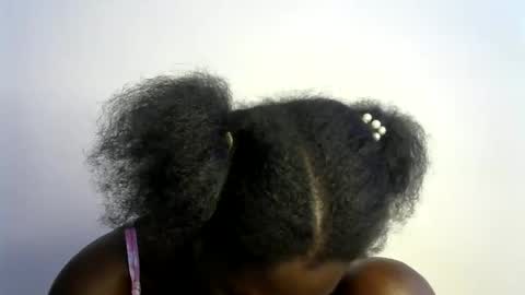 ebony_lynne online show from 04/29/26, 09:35