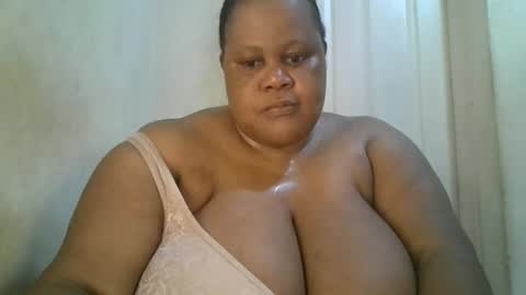 ebony_magixs online show from 09/25/25, 03:49