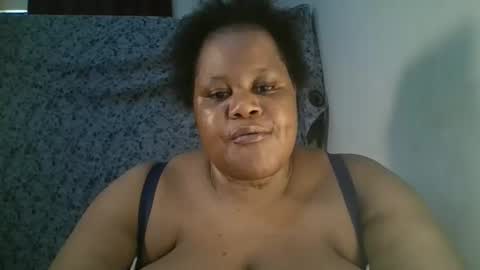 ebony_magixs online show from 04/10/26, 11:04