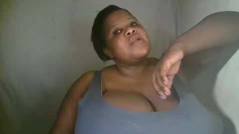 ebony_magixs online show from 04/20/26, 07:26