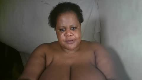 ebony_magixs online show from 04/22/26, 07:26