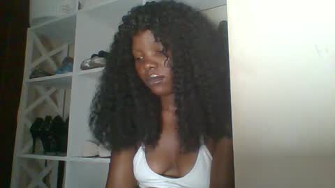 Snapshot of ebony_malkia chatting on 12/16/25, 07:46 Malikia online show from 12/16/25, 07:46