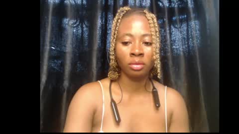 Queen online show from 04/07/26, 08:48