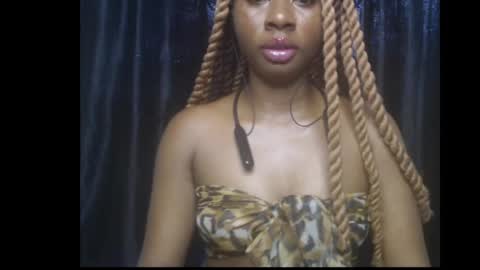 Snapshot of ebony_queenx chatting on 05/09/26, 09:47 Queen online show from 05/09/26, 09:47