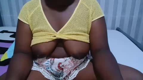 Snapshot of ebony_sabrina chatting on 03/10/25, 11:42 Sabrina online show from 03/10/25, 11:42