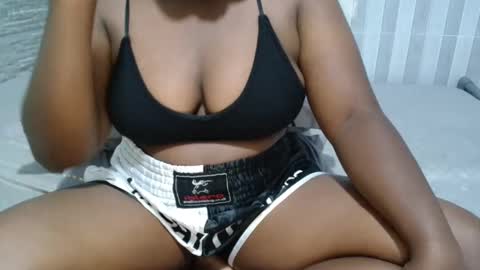 Snapshot of ebony_sabrina chatting on 11/06/25, 05:52 Sabrina online show from 11/06/25, 05:52