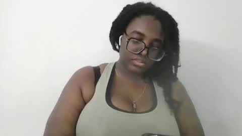 ebonybigtitqueen0 online show from 09/15/25, 08:58