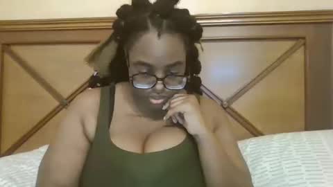 ebonybigtitqueen0 online show from 01/13/26, 10:26