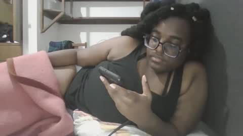 ebonybigtitqueen0 online show from 02/11/26, 03:22