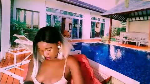 Snapshot of ebonyblisss chatting on 02/17/25, 06:20 Tamia online show from 02/17/25, 06:20