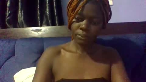 Snapshot of ebonybloom01 chatting on 03/11/25, 12:44 ebonybloom01 online show from 03/11/25, 12:44