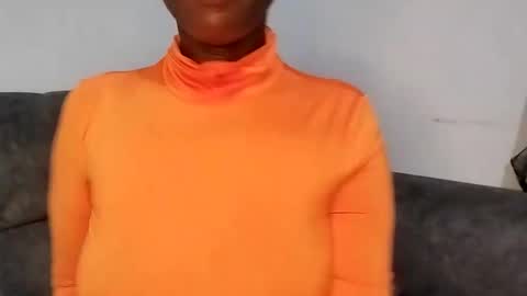 Snapshot of ebonycandymelani chatting on 02/17/25, 10:36 Ebony Melanie online show from 02/17/25, 10:36
