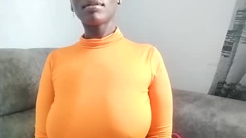 Snapshot of ebonycandymelani chatting on 02/18/25, 10:27 Ebony Melanie online show from 02/18/25, 10:27