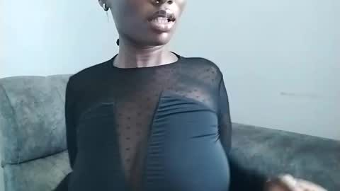 Snapshot of ebonycandymelani chatting on 02/28/25, 10:52 Ebony Melanie online show from 02/28/25, 10:52