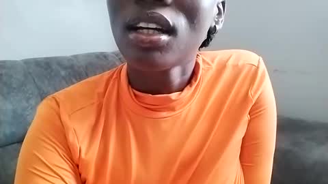 Snapshot of ebonycandymelani chatting on 03/08/25, 12:20 Ebony Melanie online show from 03/08/25, 12:20