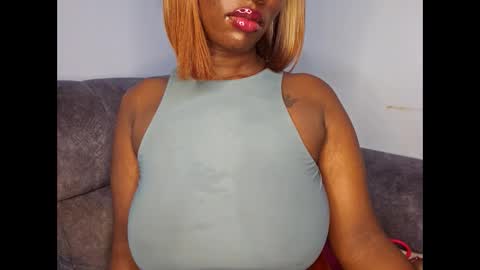 Snapshot of ebonycandymelani chatting on 09/16/25, 11:50 Ebony Melanie online show from 09/16/25, 11:50
