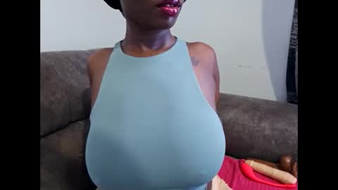 Ebony Melanie online show from 11/07/25, 11:43