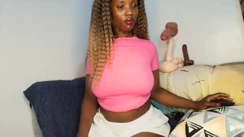 Snapshot of ebonycandymelani chatting on 05/07/26, 10:37 Ebony Melanie online show from 05/07/26, 10:37