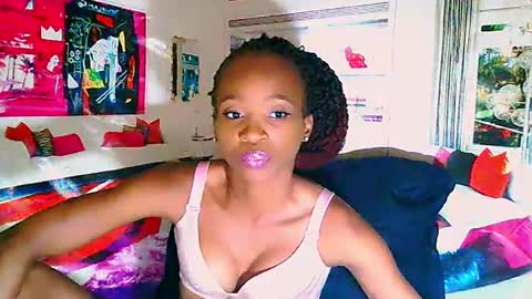 Snapshot of ebonycreamy69 chatting on 12/11/24, 07:36 Nova online show from 12/11/24, 07:36