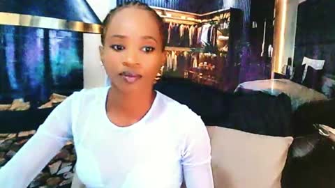 Snapshot of ebonycreamy69 chatting on 02/06/25, 07:02 Nova online show from 02/06/25, 07:02