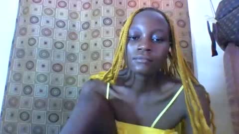 Snapshot of ebonycutegal4 chatting on 02/02/25, 09:30 MELLEN online show from 02/02/25, 09:30