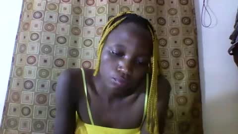 Snapshot of ebonycutegal4 chatting on 02/02/25, 07:57 MELLEN online show from 02/02/25, 07:57