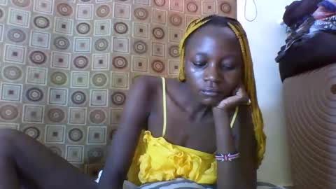 Snapshot of ebonycutegal4 chatting on 02/03/25, 09:41 MELLEN online show from 02/03/25, 09:41