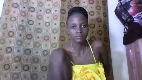 Snapshot of ebonycutegal4 chatting on 02/10/25, 03:53 MELLEN online show from 02/10/25, 03:53
