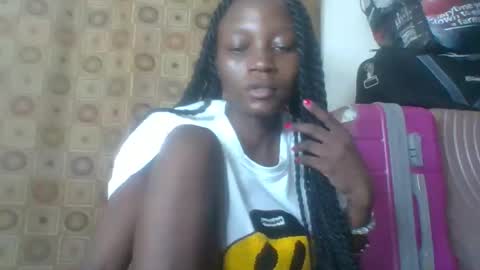Snapshot of ebonycutegal4 chatting on 02/15/25, 05:39 MELLEN online show from 02/15/25, 05:39