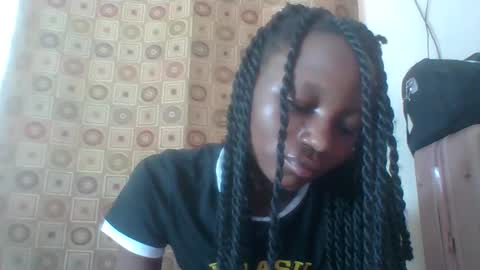 Snapshot of ebonycutegal4 chatting on 02/21/25, 06:18 MELLEN online show from 02/21/25, 06:18
