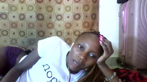Snapshot of ebonycutegal4 chatting on 03/11/25, 09:13 MELLEN online show from 03/11/25, 09:13