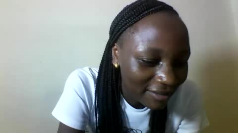 Snapshot of ebonycutegal4 chatting on 09/10/25, 06:24 MELLEN online show from 09/10/25, 06:24