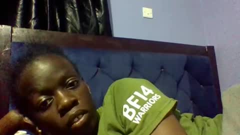 Snapshot of ebonydol2 chatting on 02/25/25, 02:58 ebonydol2 online show from 02/25/25, 02:58