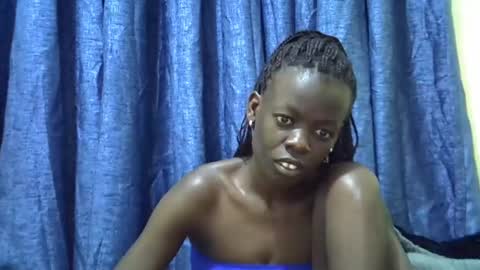 Snapshot of ebonydol2 chatting on 03/10/25, 04:17 ebonydol2 online show from 03/10/25, 04:17