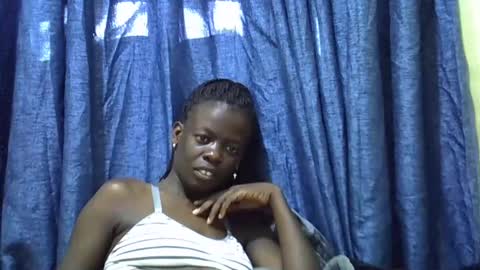 Snapshot of ebonydol2 chatting on 03/11/25, 06:00 ebonydol2 online show from 03/11/25, 06:00