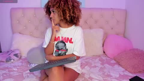 Snapshot of ebonygoddes03 chatting on 02/07/25, 11:24 Queen Ebony online show from 02/07/25, 11:24