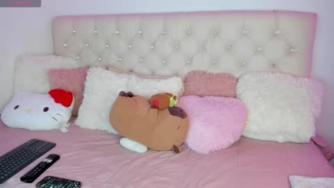 Snapshot of ebonygoddes03 chatting on 10/04/25, 10:19 Queen Ebony online show from 10/04/25, 10:19