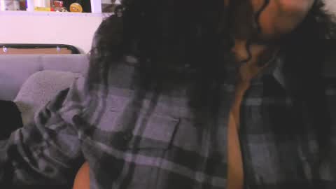 Snapshot of ebonygoddesskira chatting on 12/27/24, 01:11  Ebony Goddess Kira  online show from 12/27/24, 01:11