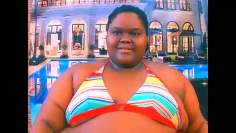 Snapshot of ebonyhotbuns4u2luv chatting on 06/03/26, 06:24 ebonyhotbuns4u2luv online show from 06/03/26, 06:24